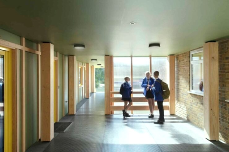 Image for Three good things: UK projects to improve access for deaf people